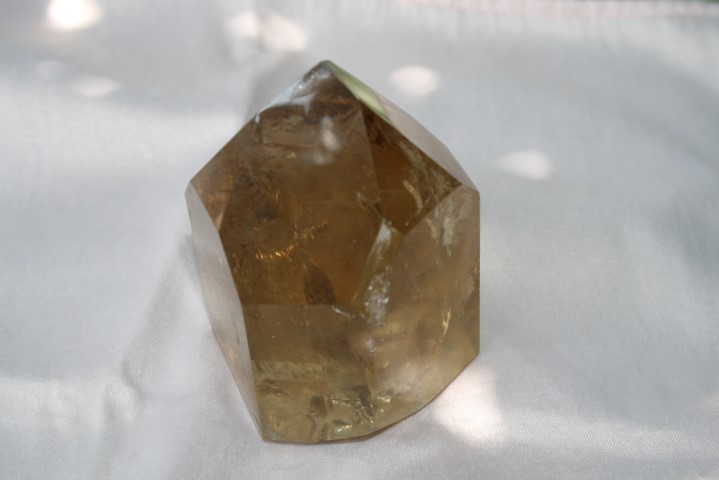 Citrine  Point encourages fullness of life 4459